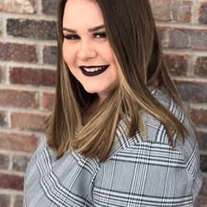 Meet your Posher, Katelyn